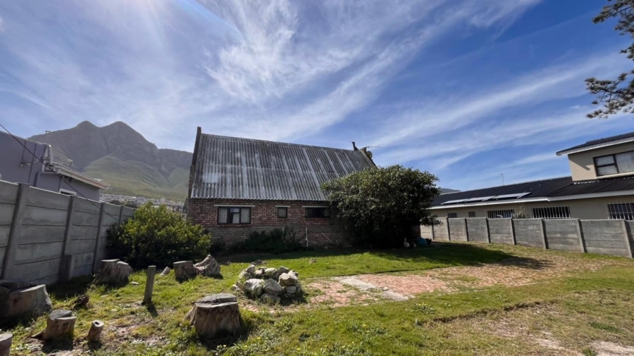 3 Bedroom Property for Sale in Kleinmond Western Cape